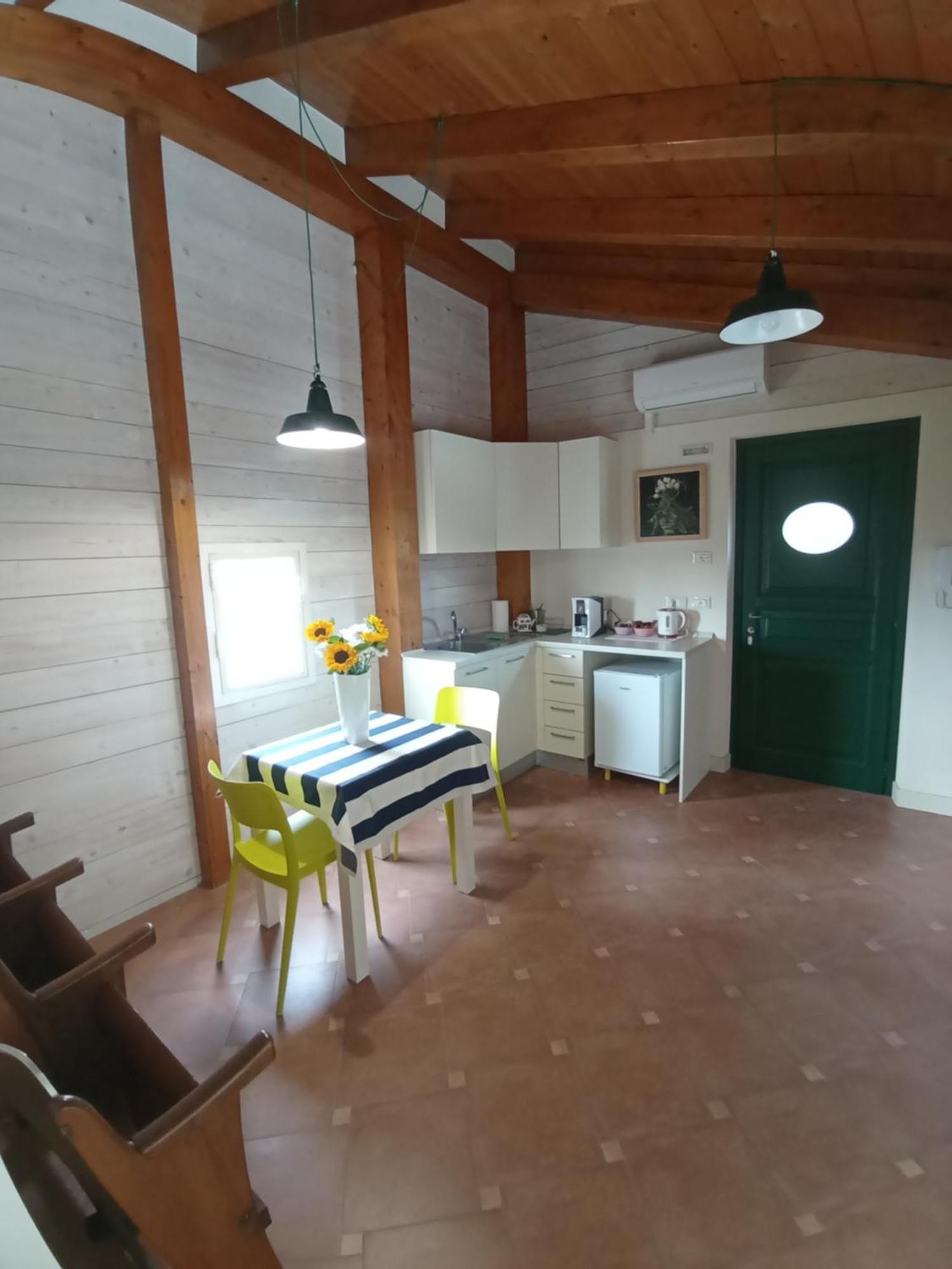 Le Petit Relais Bed & Breakfast วิแตร์โบ ภายนอก รูปภาพ