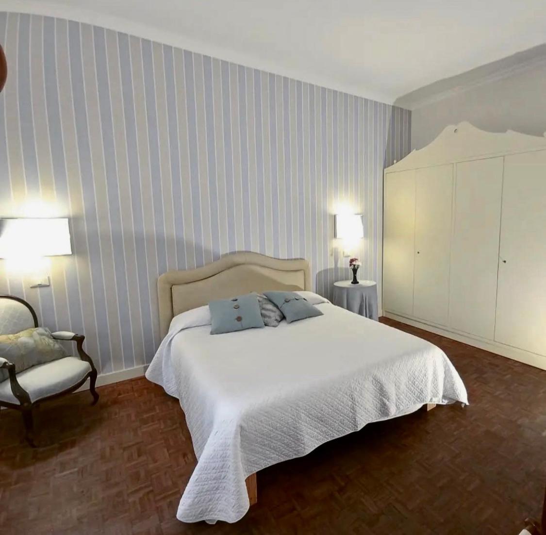 Le Petit Relais Bed & Breakfast วิแตร์โบ ภายนอก รูปภาพ