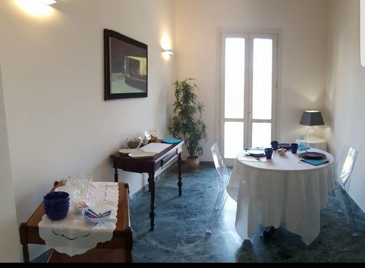 Le Petit Relais Bed & Breakfast วิแตร์โบ ภายนอก รูปภาพ